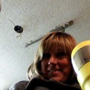 Colleen pouring drink 7491